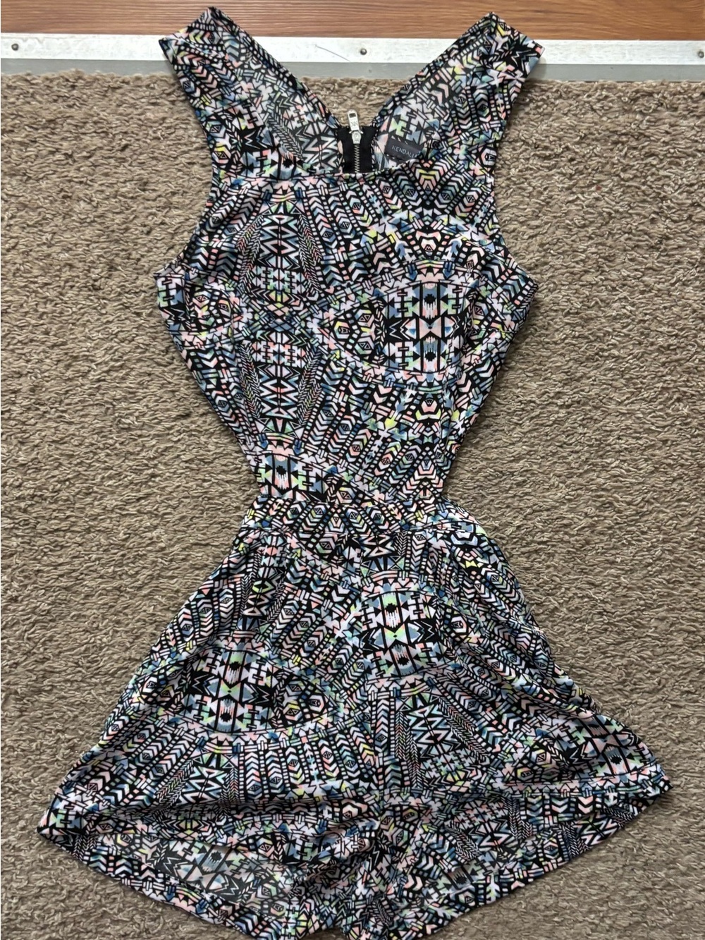 Kendall & Kylie NWOT geometric Print Sleeveless Romper Dress Open Back Brand New